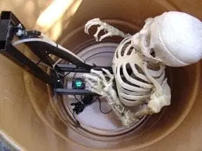 DC PROPS "Barrel Spitter Skeleton" Halloween Animatronic 5 DC PROPS "Barrel Spitter Skeleton" Halloween Animatronic - Image 3