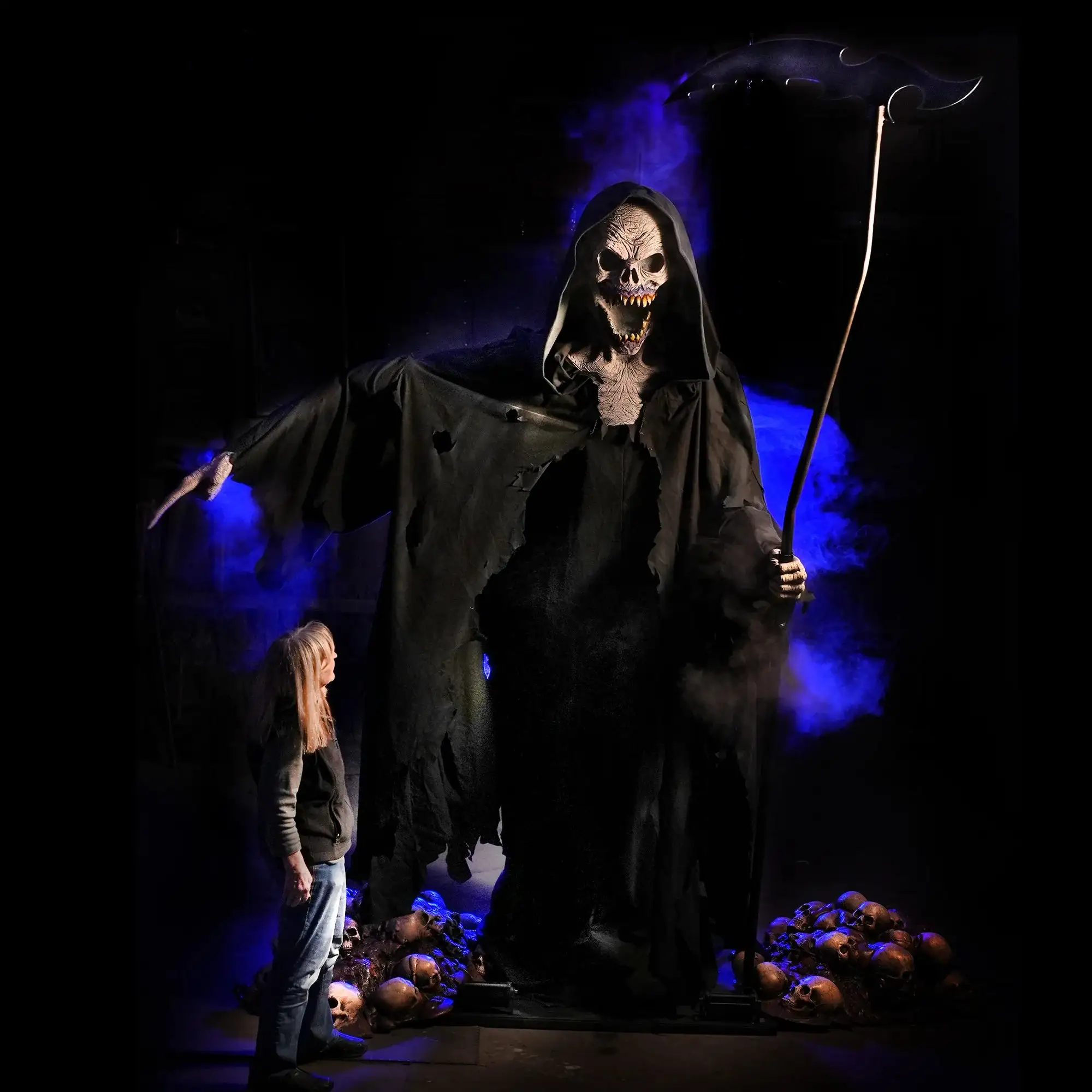 Distortions "Grim Death Reaper" Halloween Animatronic 3 Distortions "Grim Death Reaper" Halloween Animatronic