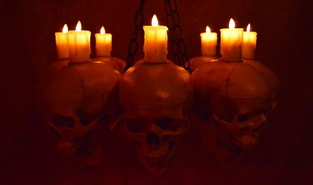 Skeletons And More "Skull Chandelier With 8 Skulls And Flameless Candles" Haunted House Lighting 4 Skeletons And More "Skull Chandelier With 8 Skulls And Flameless Candles" Haunted House Lighting - Image 2