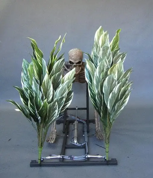 DC PROPS "The Bushwacker" Skeleton Halloween Animatronic 3 DC PROPS "The Bushwacker" Skeleton Halloween Animatronic